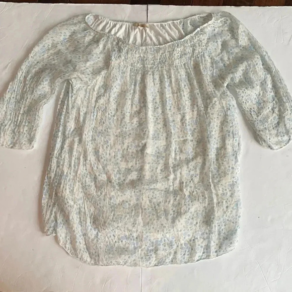 Giusy made in Italy 100% silk top, white w/ light blue floral print. Women’s S - Picture 2 of 10